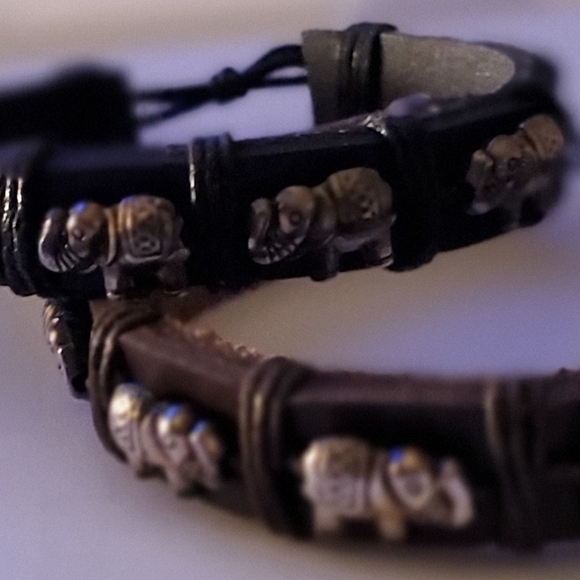 1 Black And 1 Brown Elephant Charm Leather Bracelets - Picture 1 of 9